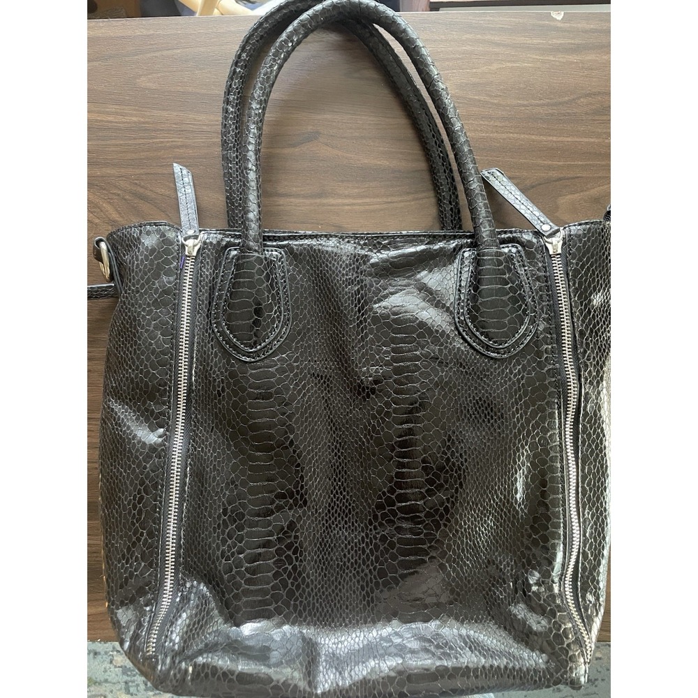 Cache Faux Alligator Leather Side Zippers Shoulder Bag Purse Black